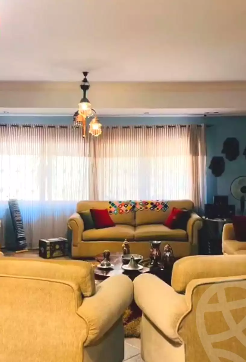 فيلا · ٥ غرف في Dyar Mokhabarat