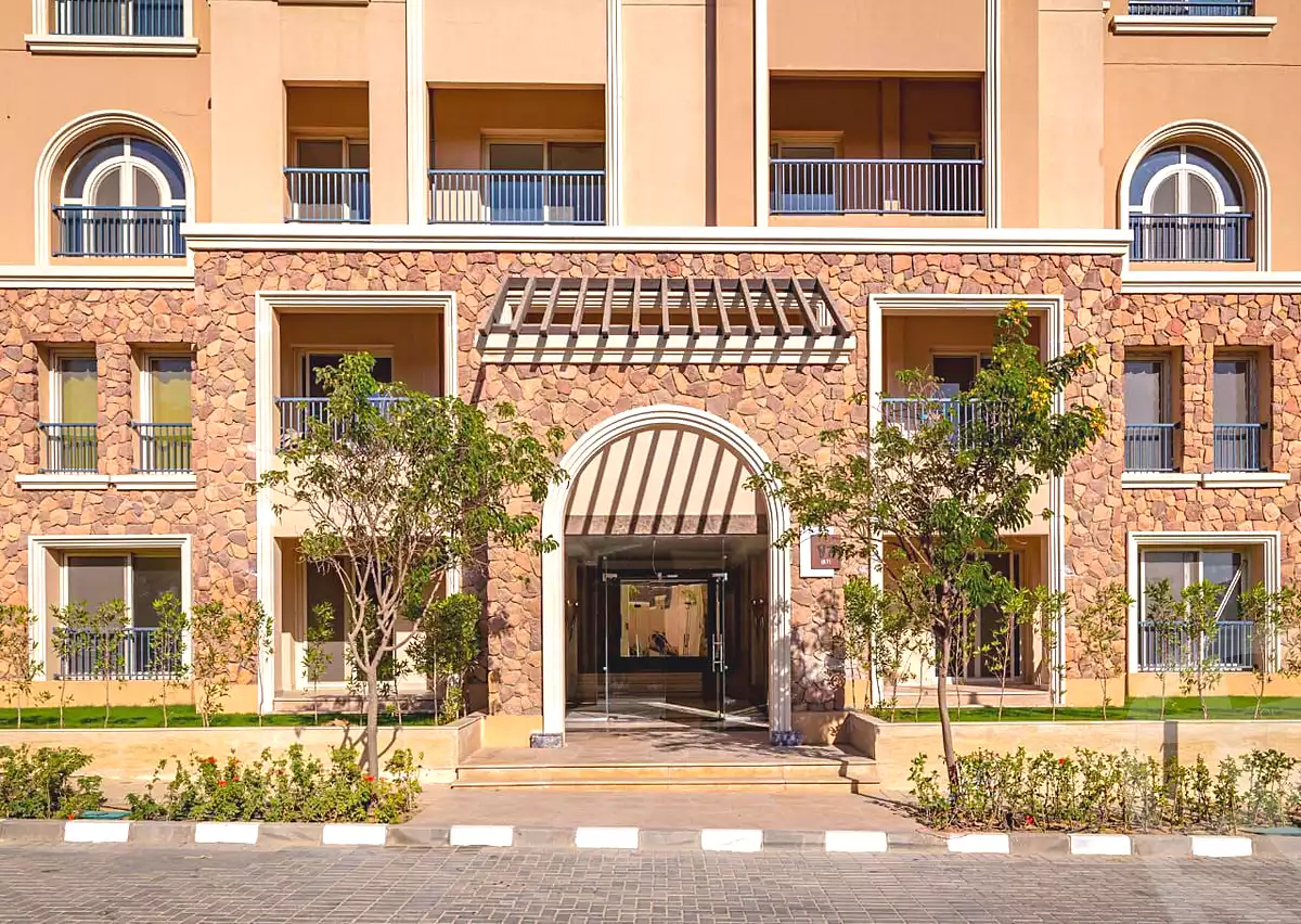 شقة · ٣ غرف في Ninety Avenue