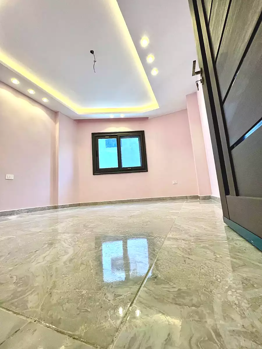 3 BR Apartment in Sun Capital, photo 1 of 8