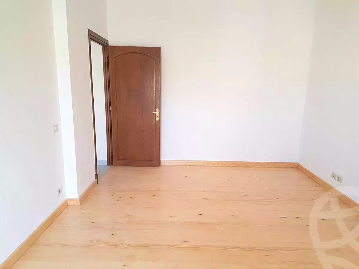 توين هاوس · ٣ غرف في Al Rabwa