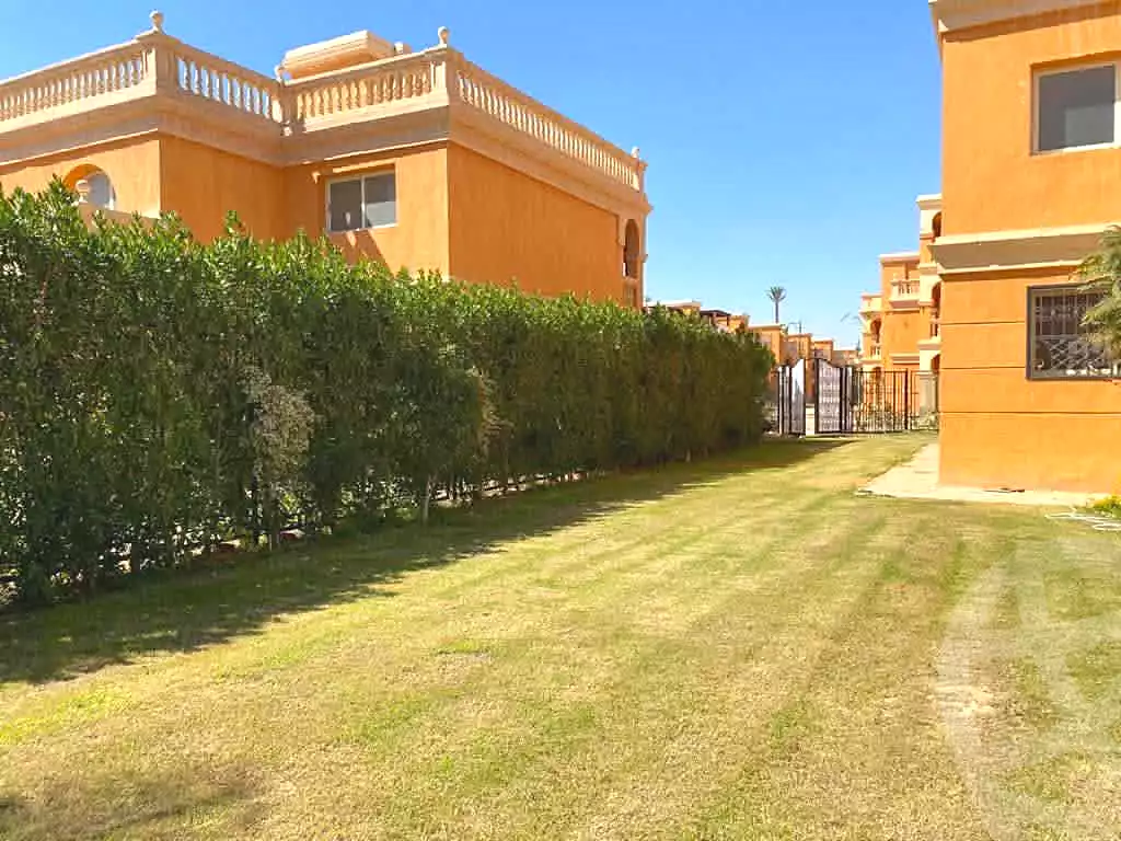 Villa · 5 BR in Stella Heliopolis