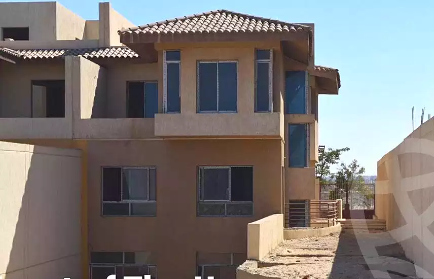 Twinhouse · 4 BR in Beverly Hills