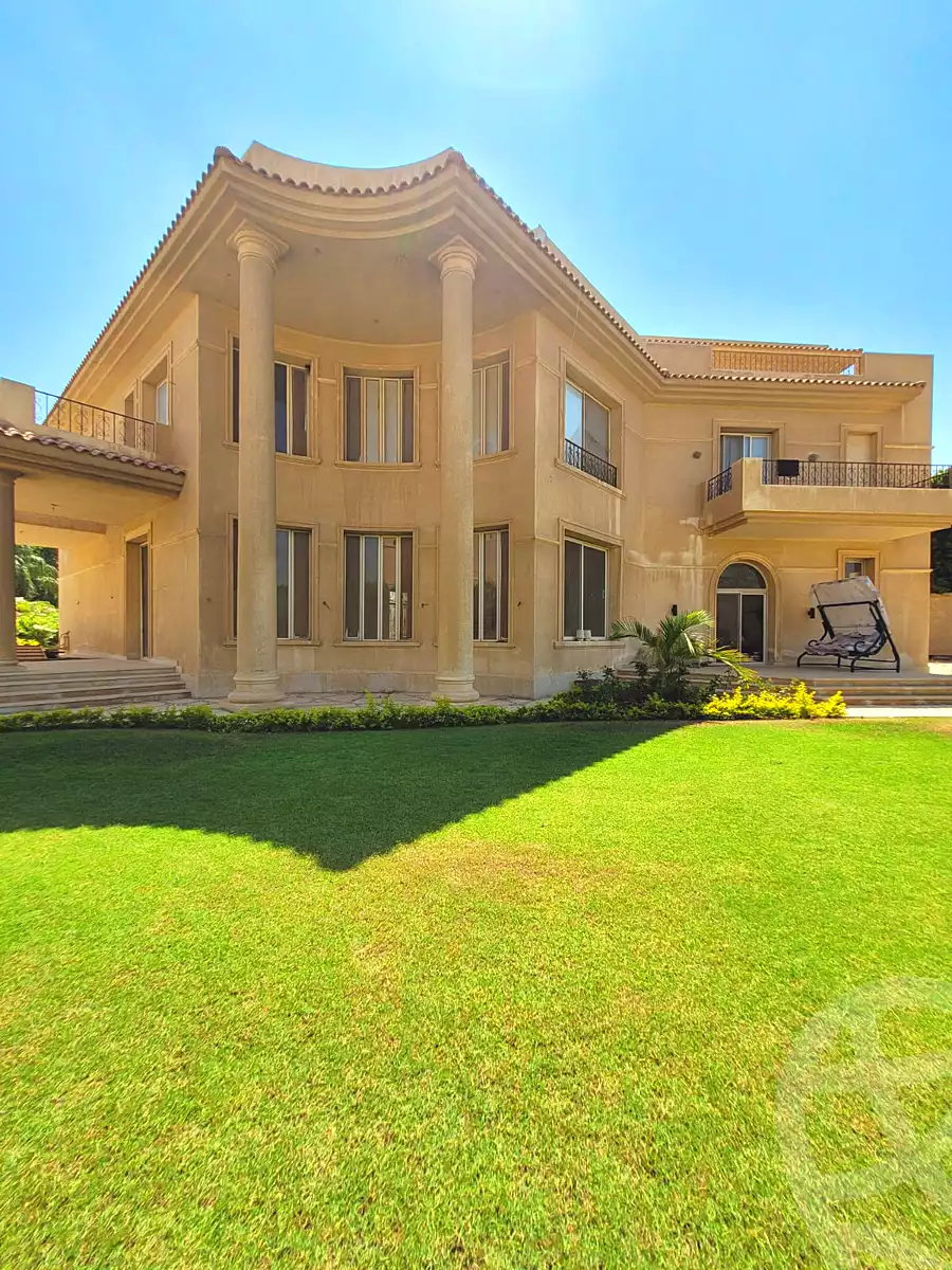 Villa · 8 BR in Royal Hills