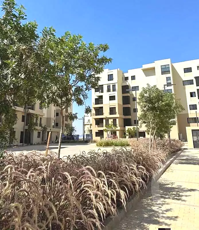 Apartment · 3 BR in Club Yard-O West