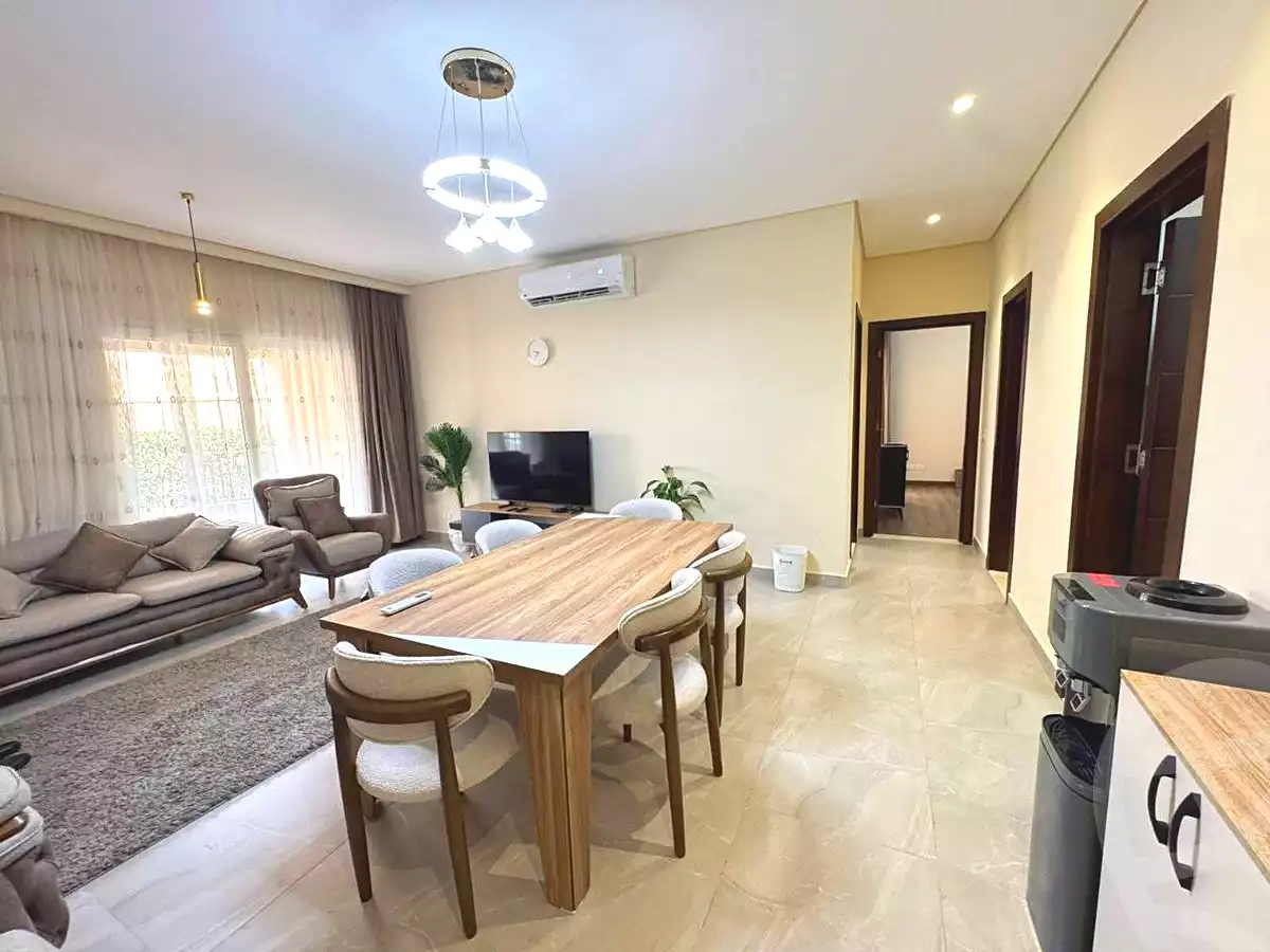 Apartment · 2 BR in Ninety Avenue