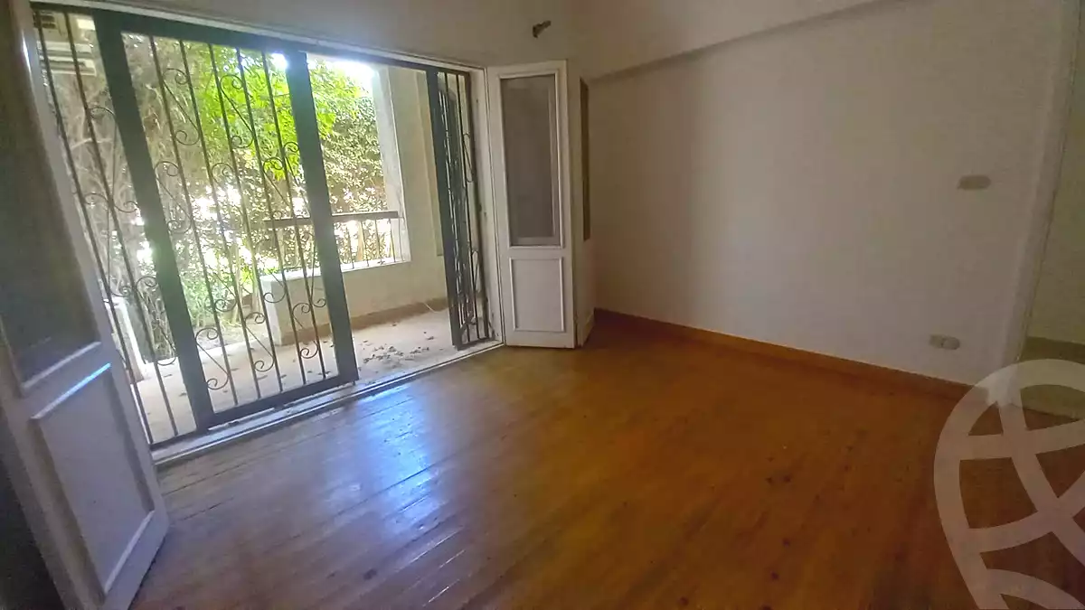 Apartment · 3 BR in Beverly Hills