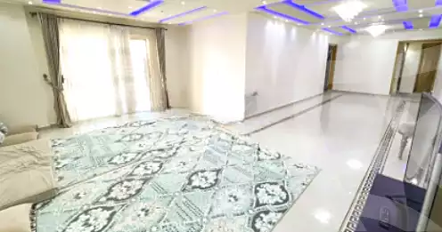 شقة بـ٣ غرف نوم في جرين فيو، صورة ١ من ٢