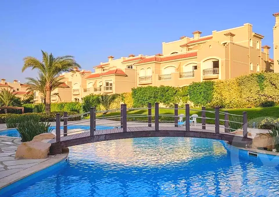 Villa · 5 BR in El Patio 5 East