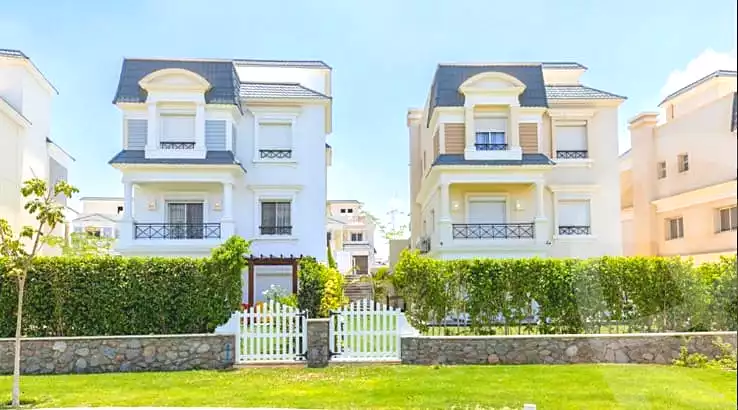 Duplex · 3 BR in Mountain View ICity New Cairo