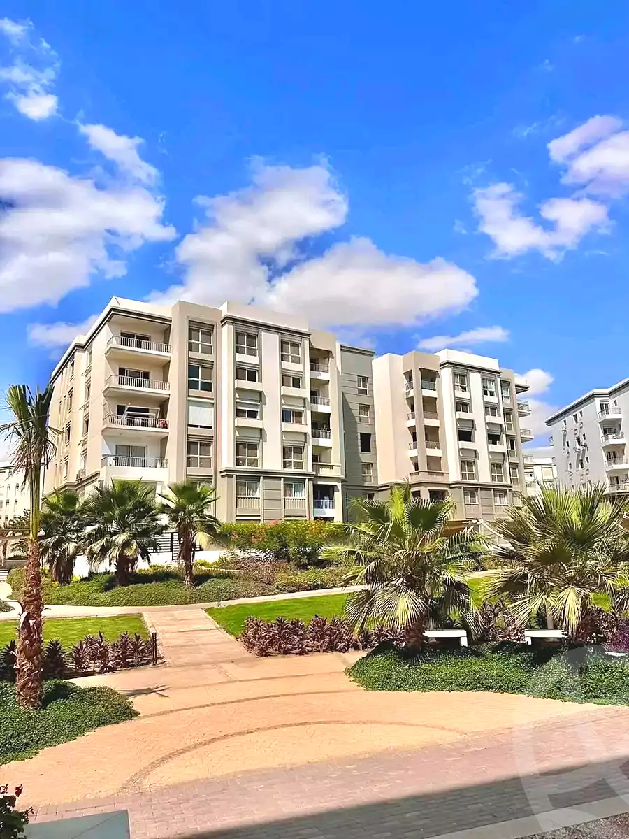 Apartment · 2 BR in Hyde Park