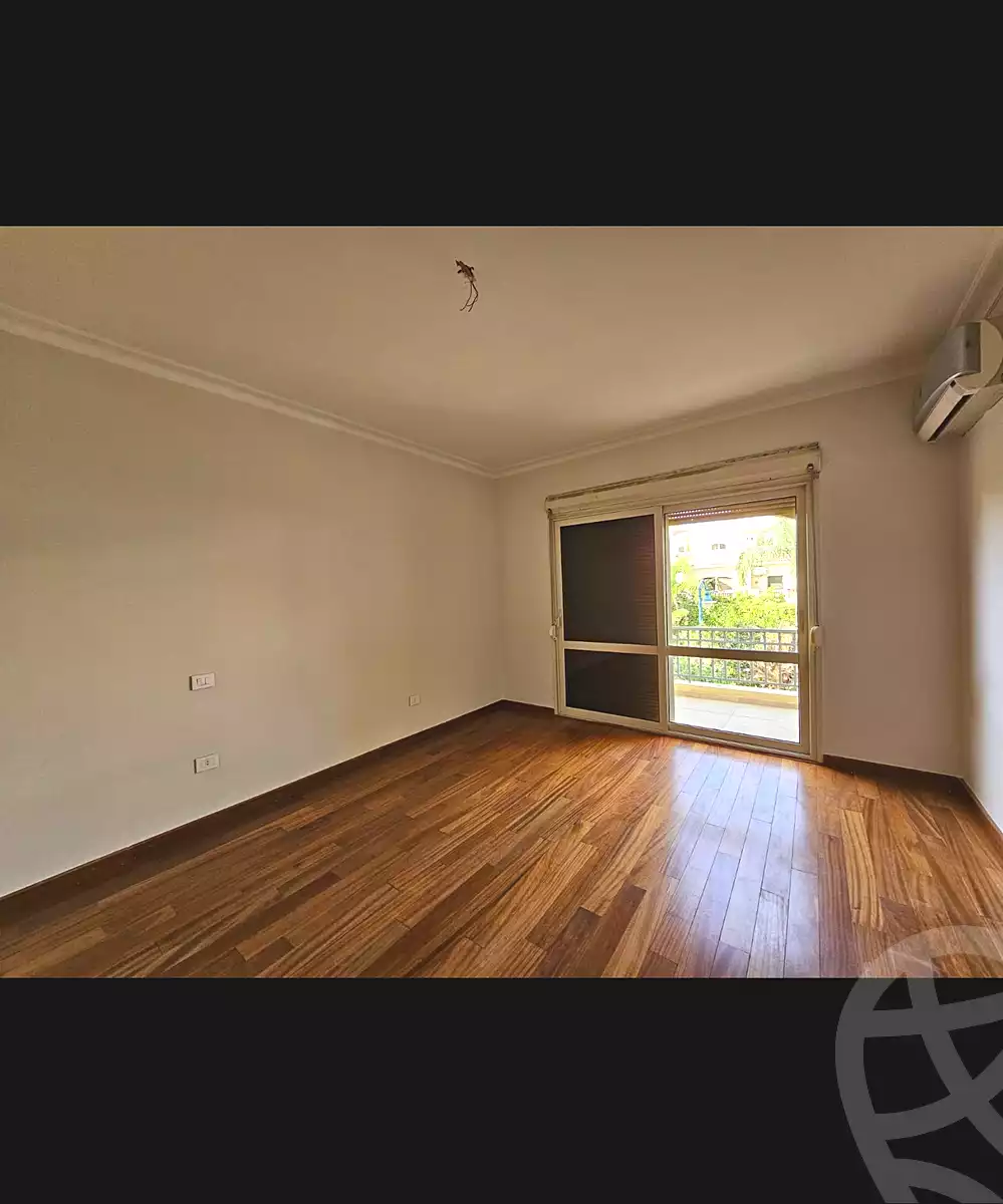 فيلا بـ٣ غرف نوم في El Patio ٤، صورة ١ من ٨