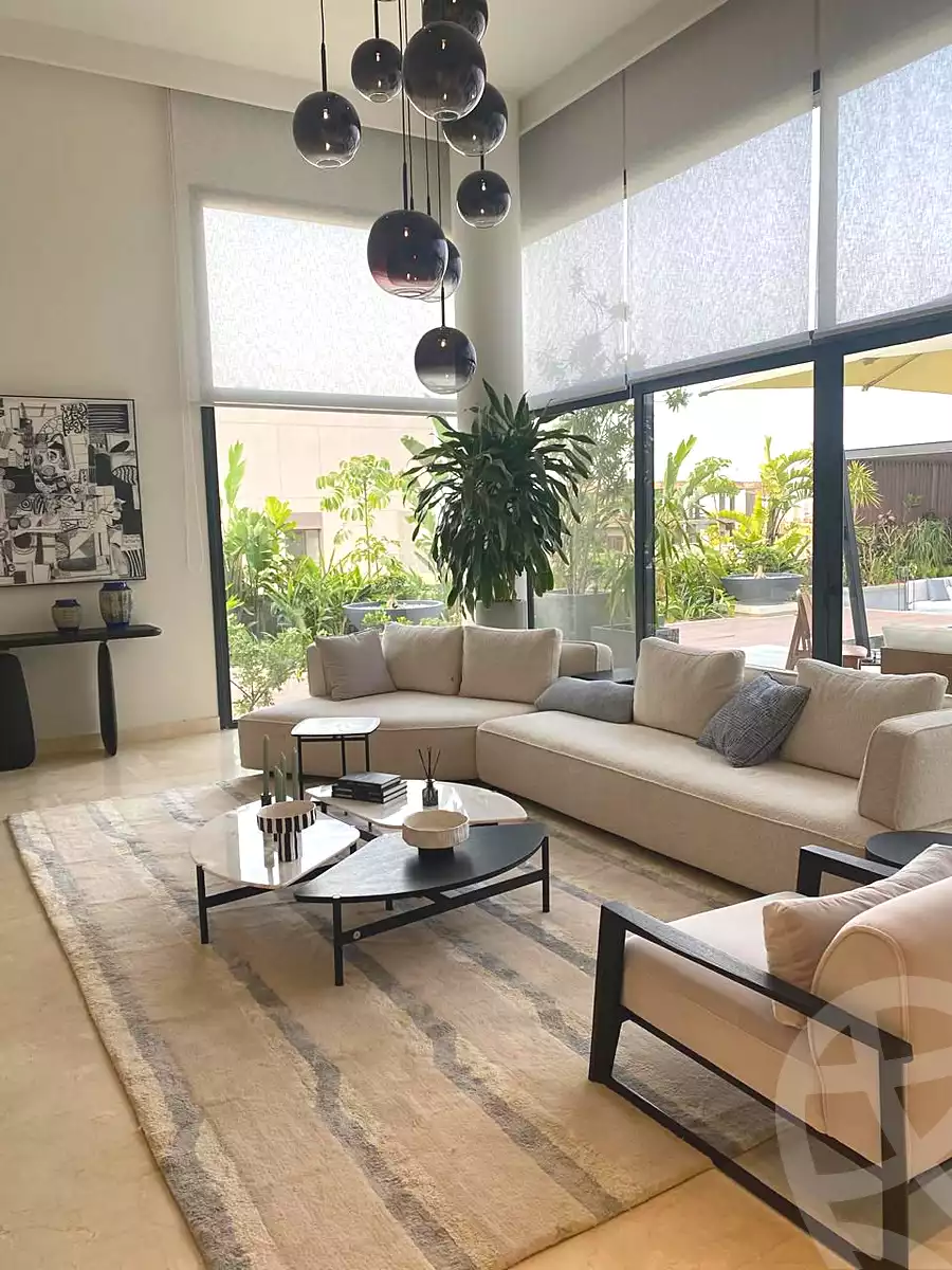 Villa · 5 BR in Mivida