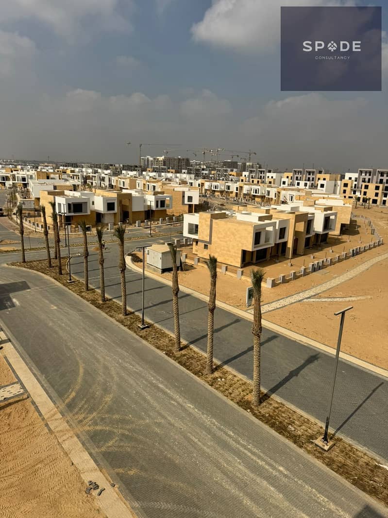 شقة · ٣ غرف في ZED East