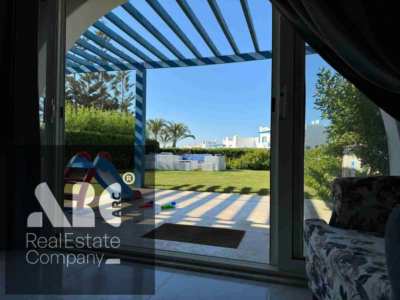 تاون هاوس · ٤ غرف في Mountain View Ras El Hekma