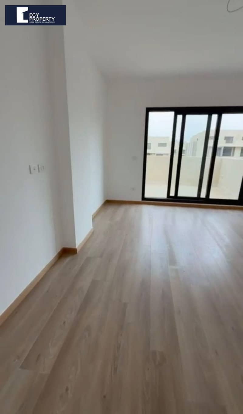 شقة بغرفتي نوم في كومباوند فيفث سكوير، صورة ١ من ٨