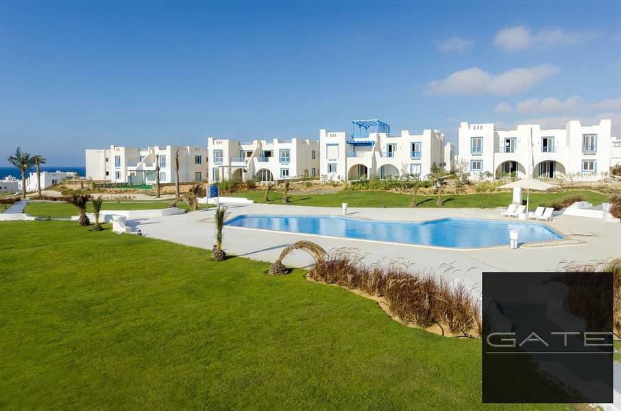 تاون هاوس · ٤ غرف في Mountain View Ras El Hekma