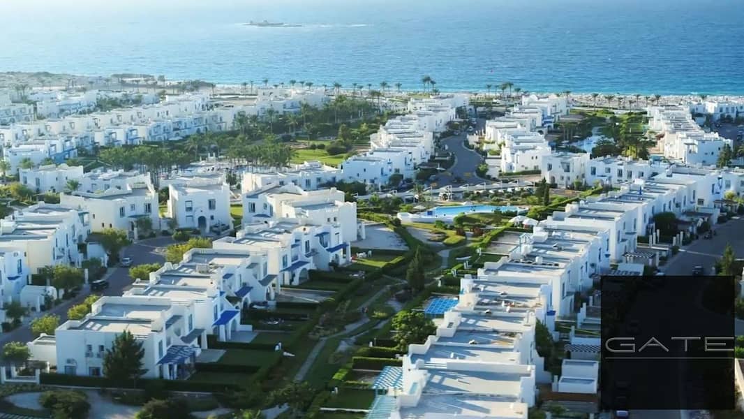 تاون هاوس · ٤ غرف في Mountain View Ras El Hekma