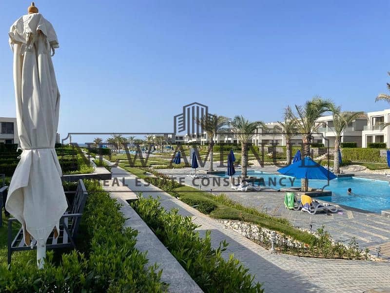 توين هاوس · ٤ غرف في La Vista Ras El Hekma