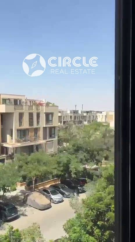 فيلا · ٤ غرف في Eastown