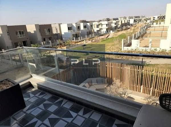 تاون هاوس بـ٣ غرف نوم في بالم هيلز القاهرة الجديدة، صورة ١ من ١٠