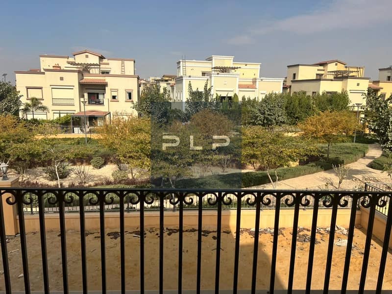 Villa · 5 BR in Mivida