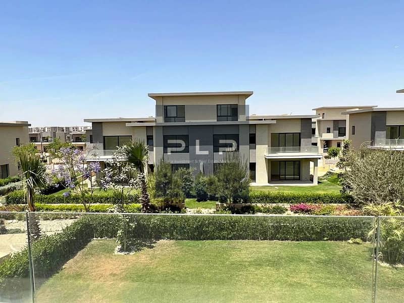 فيلا · ٥ غرف في Swanlake Residences