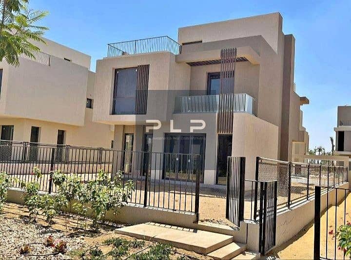 فيلا بـ٥ غرف نوم في سوان ليك ريزيدينس، صورة ١ من ١١