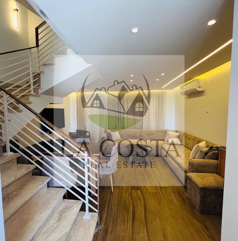 تاون هاوس · ٤ غرف في Mountain View Ras El Hekma
