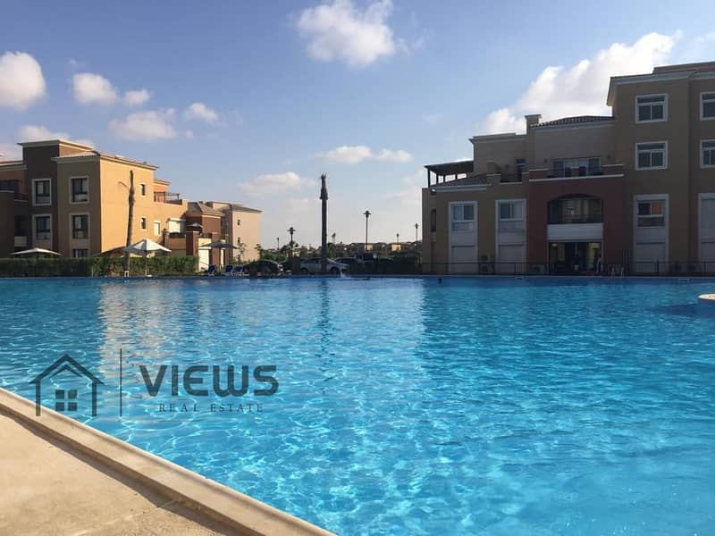 فيلا بـ٥ غرف نوم في مراسي، صورة ١ من ١٠