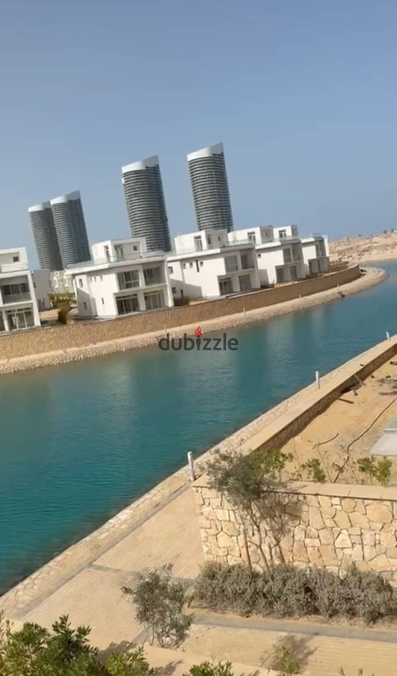 فيلا · ٦ غرف في Mazarine