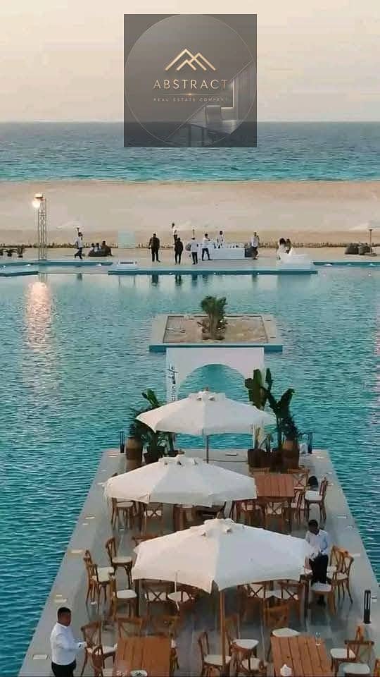 فيلا · ٥ غرف في Direction White