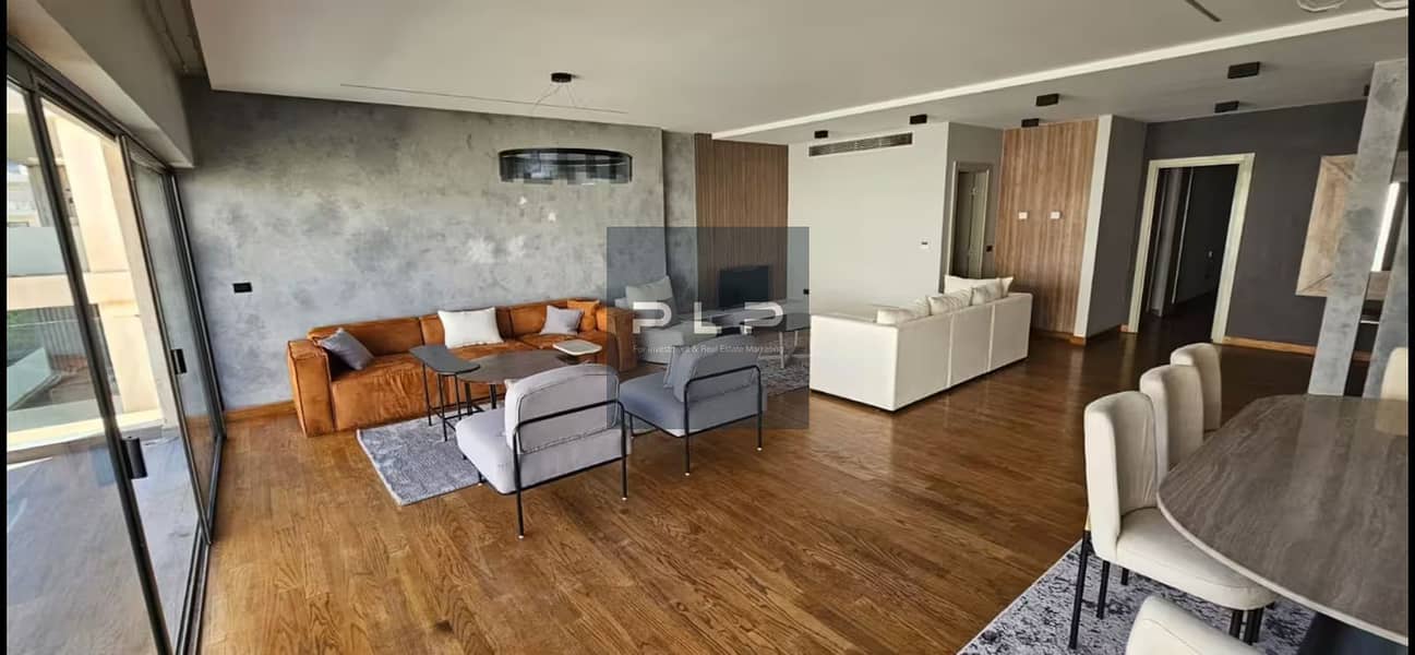 شقة · ٣ غرف في Lake View Residence