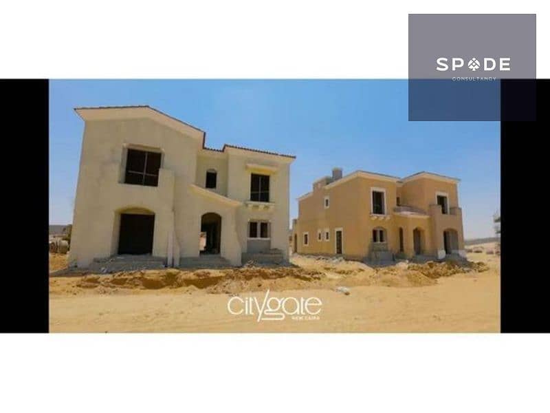 فيلا · ٥ غرف في City Gate