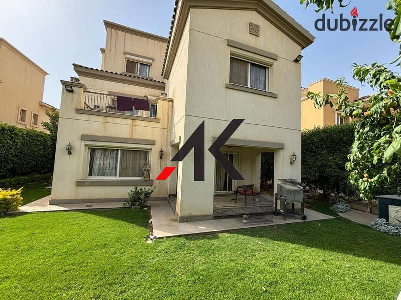 Villa · 5 BR in Mivida