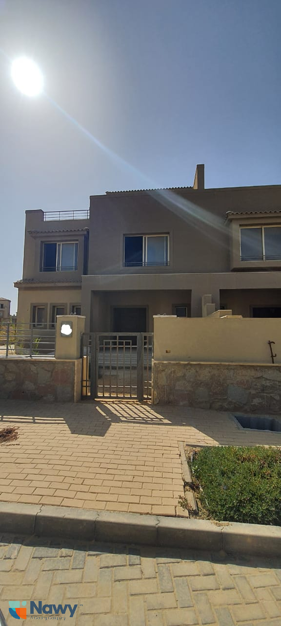 فيلا · ٥ غرف في Palm Hills Katameya Extension (PK2)