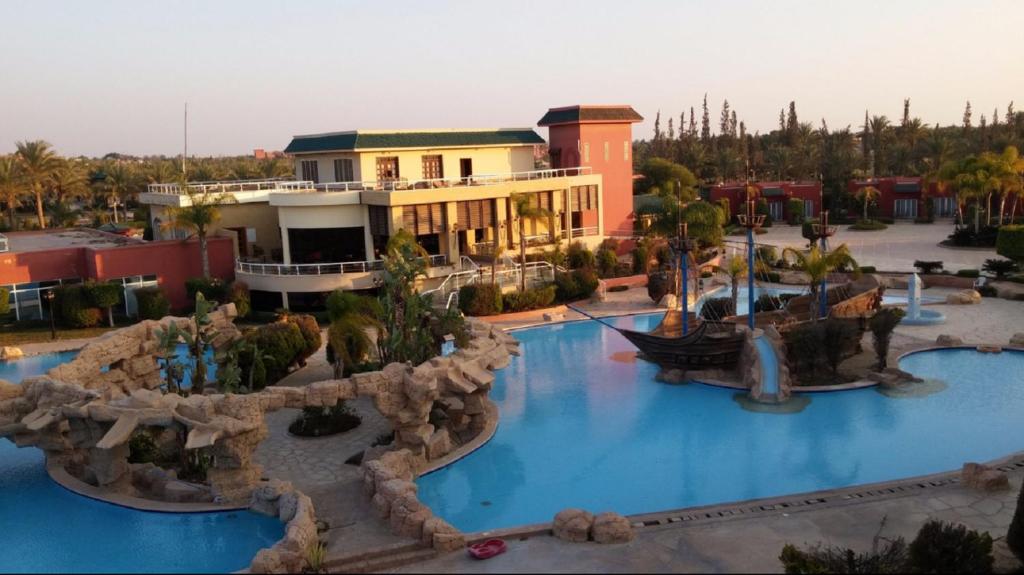 فيلا · ٤ غرف في Golf Solimania