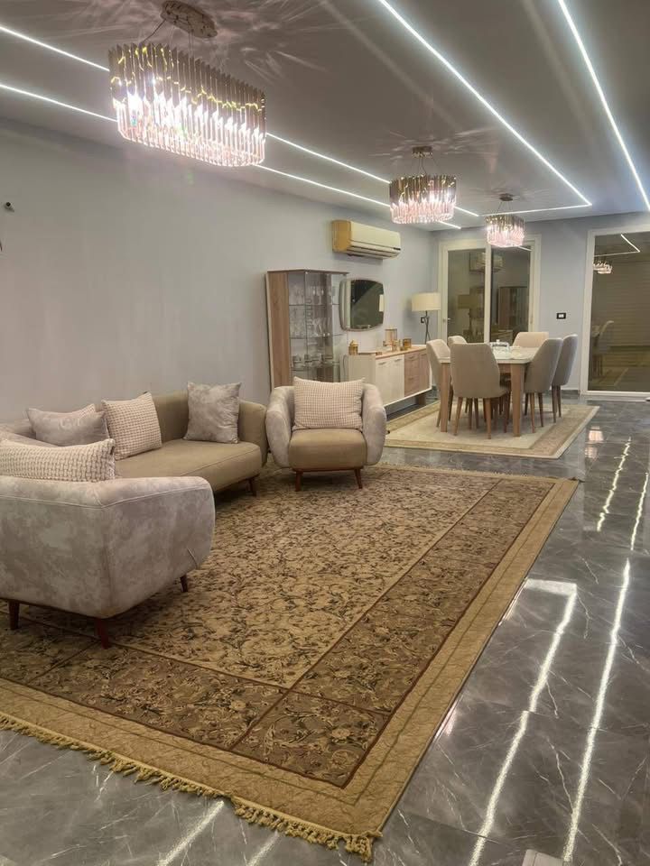 فيلا · ٤ غرف في Sarai