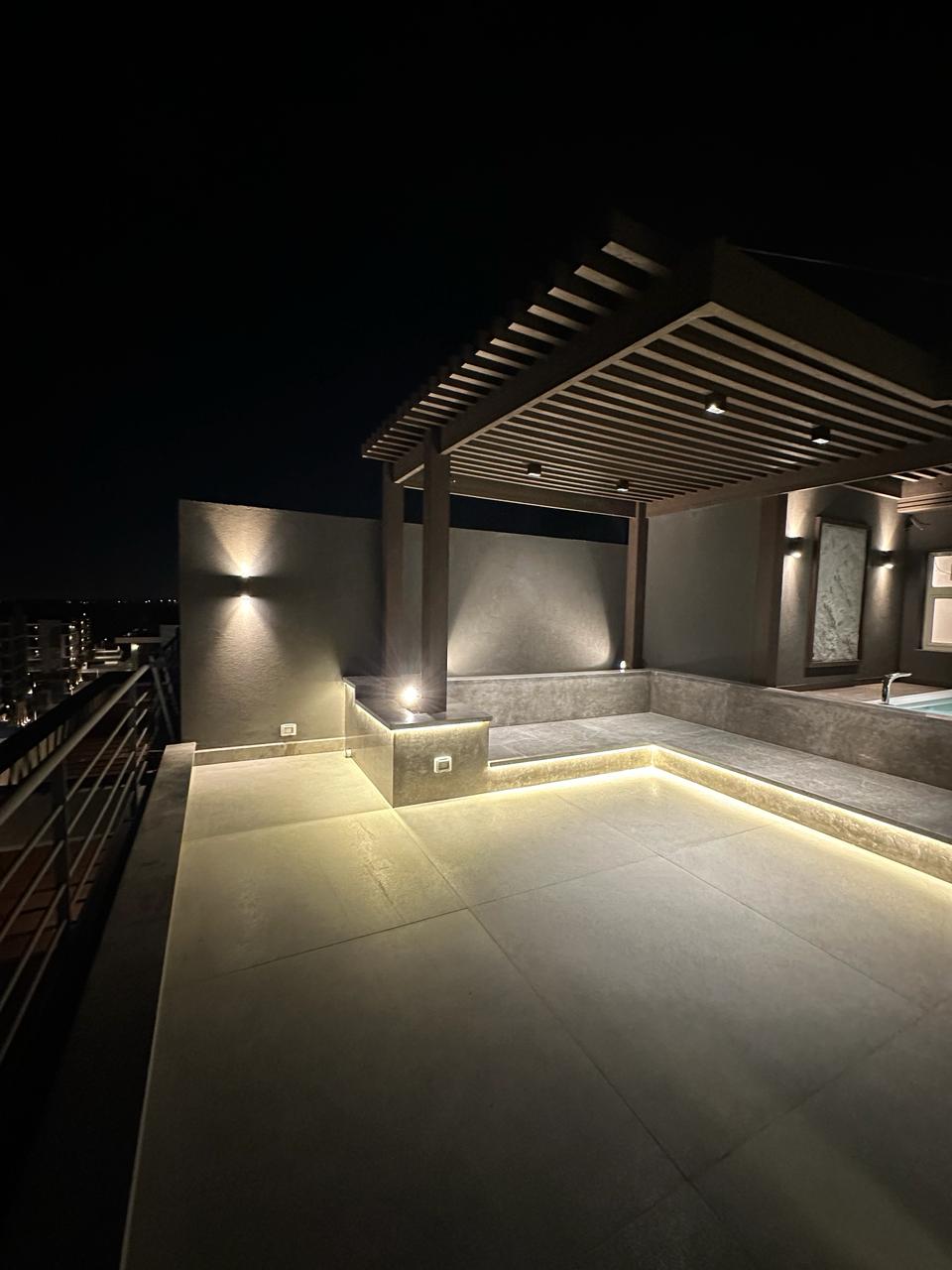 بنتهاوس · ٣ غرف في El Patio Oro