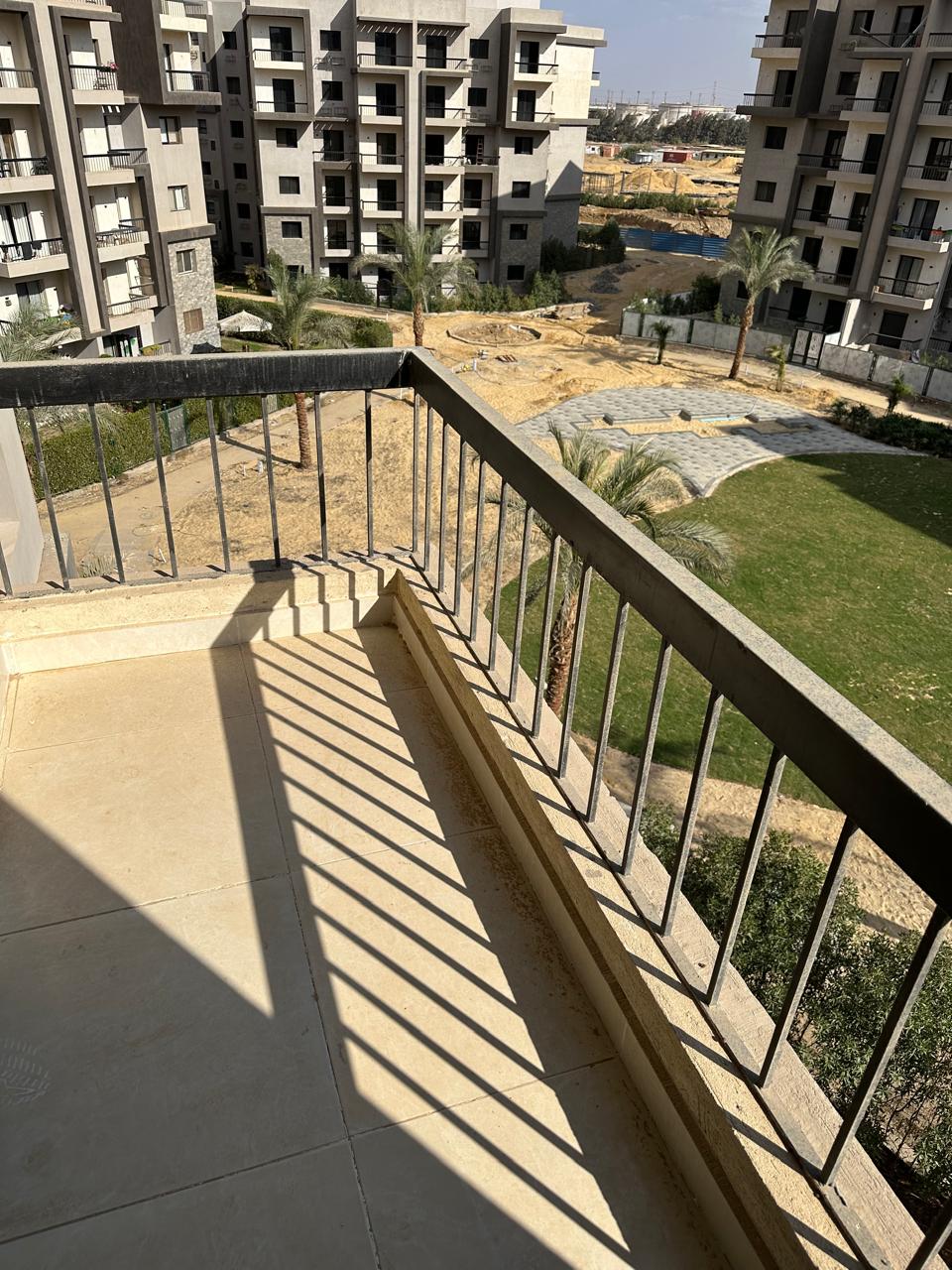 شقة · ٣ غرف في Ashgar City