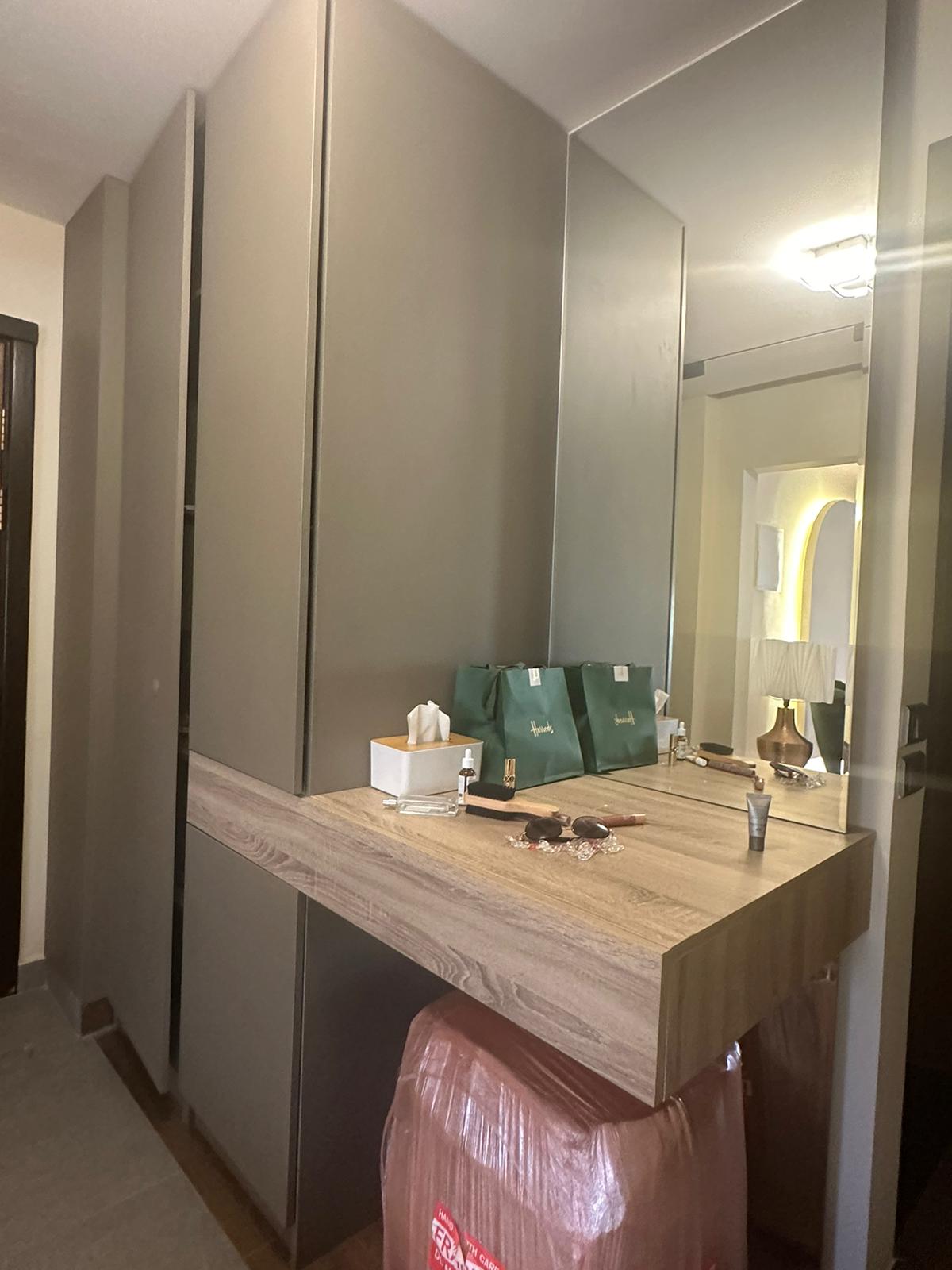 شقة · ٣ غرف في Stone Residence