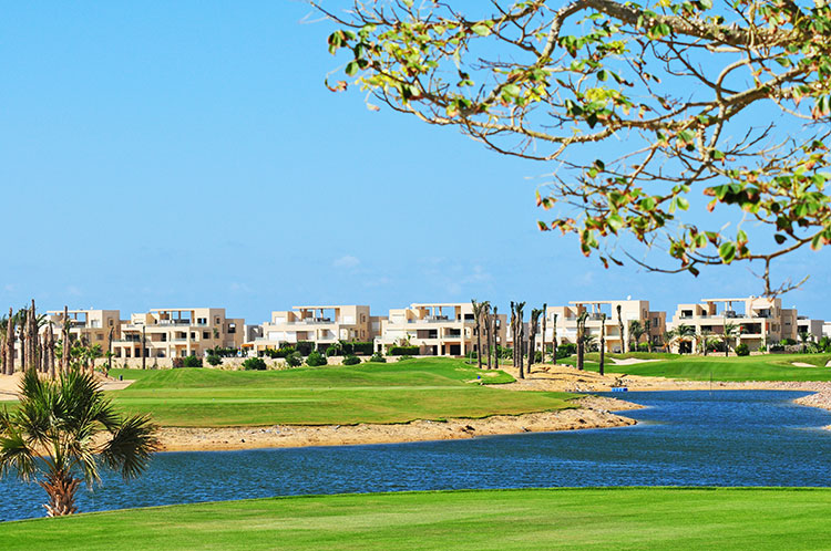 فيلا · ٦ غرف في Hacienda Bay