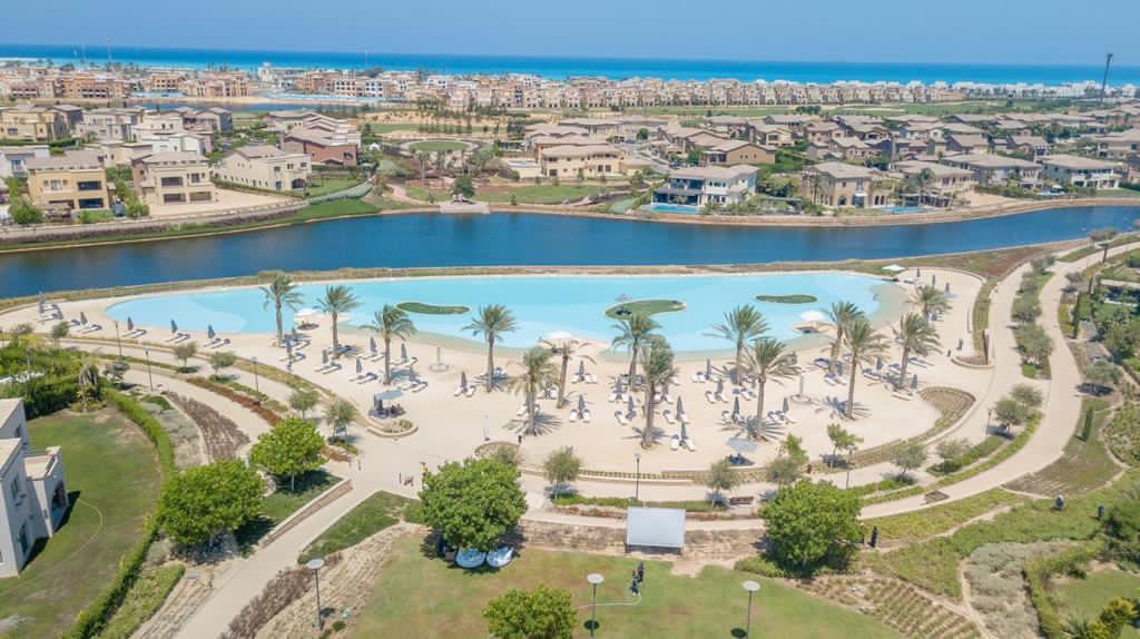 شاليه في مراسي، صورة ١ من ٥