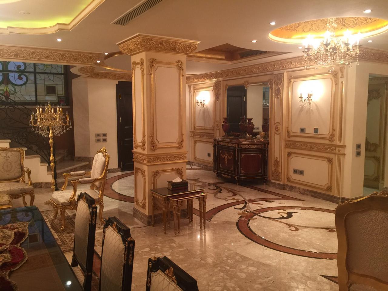 فيلا · ٤ غرف في Royal City