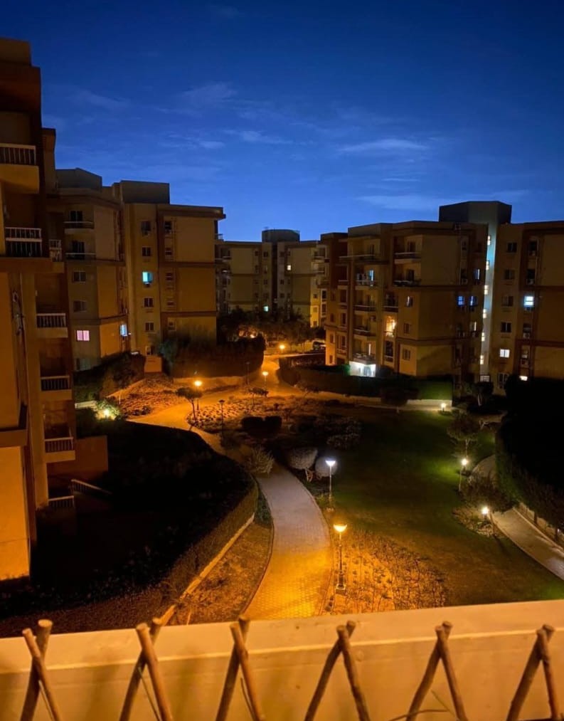 شقة · ٣ غرف في Ashgar City