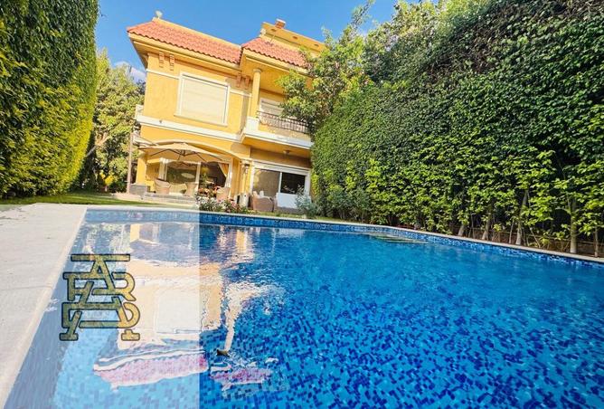 Villa · 4 BR in Privado