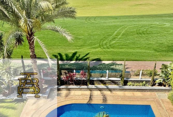 Villa · 7 BR in Privado