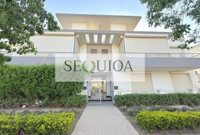 Townhouse · 3 BR in Tag Sultan