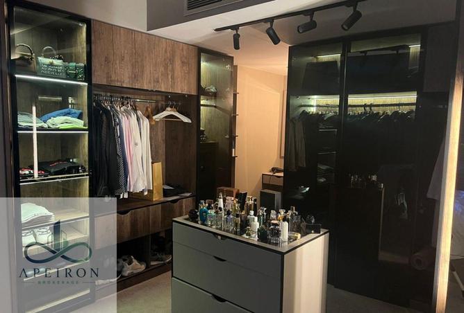 شقة · ٣ غرف في Lake View Residence