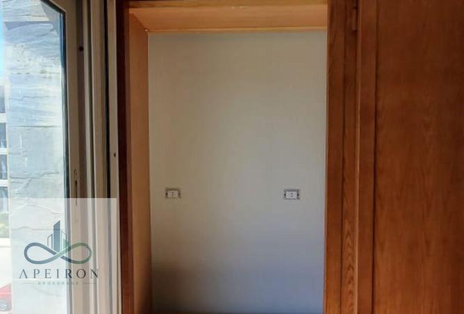Apartment · 2 BR in Galleria Residence