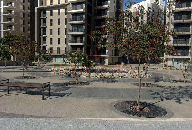 شقة · ٤ غرف في Park Side Residences